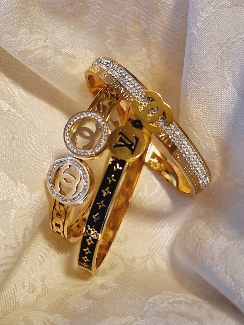 GOLD BLING BLACK LOGO BANGLE SET - 3
